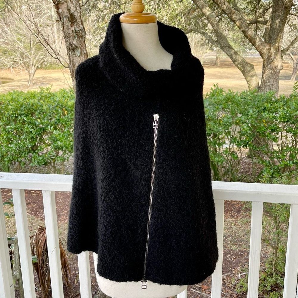 Crea Concept Turtleneck Poncho | 40 | 8 | M-L